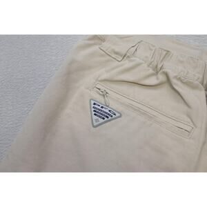 Columbia PFG Rugged Cargo Shorts Beige Hiking Camping 7" INS Mens Size XL